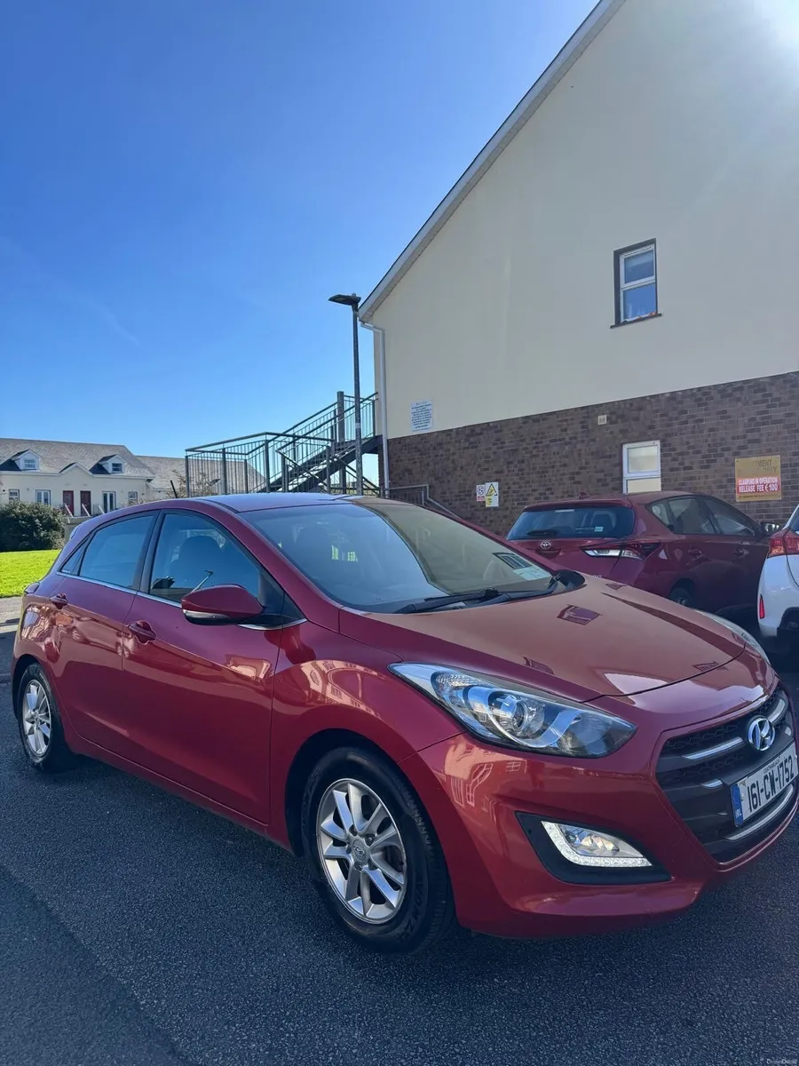 Hyundai i30 2016 - Image 2