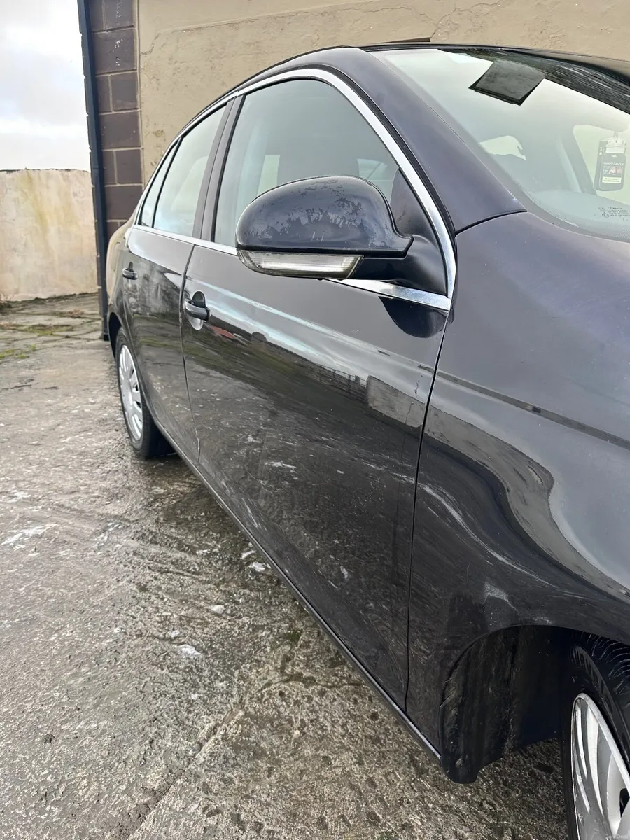 Volkswagen Jetta 2006 - Image 1