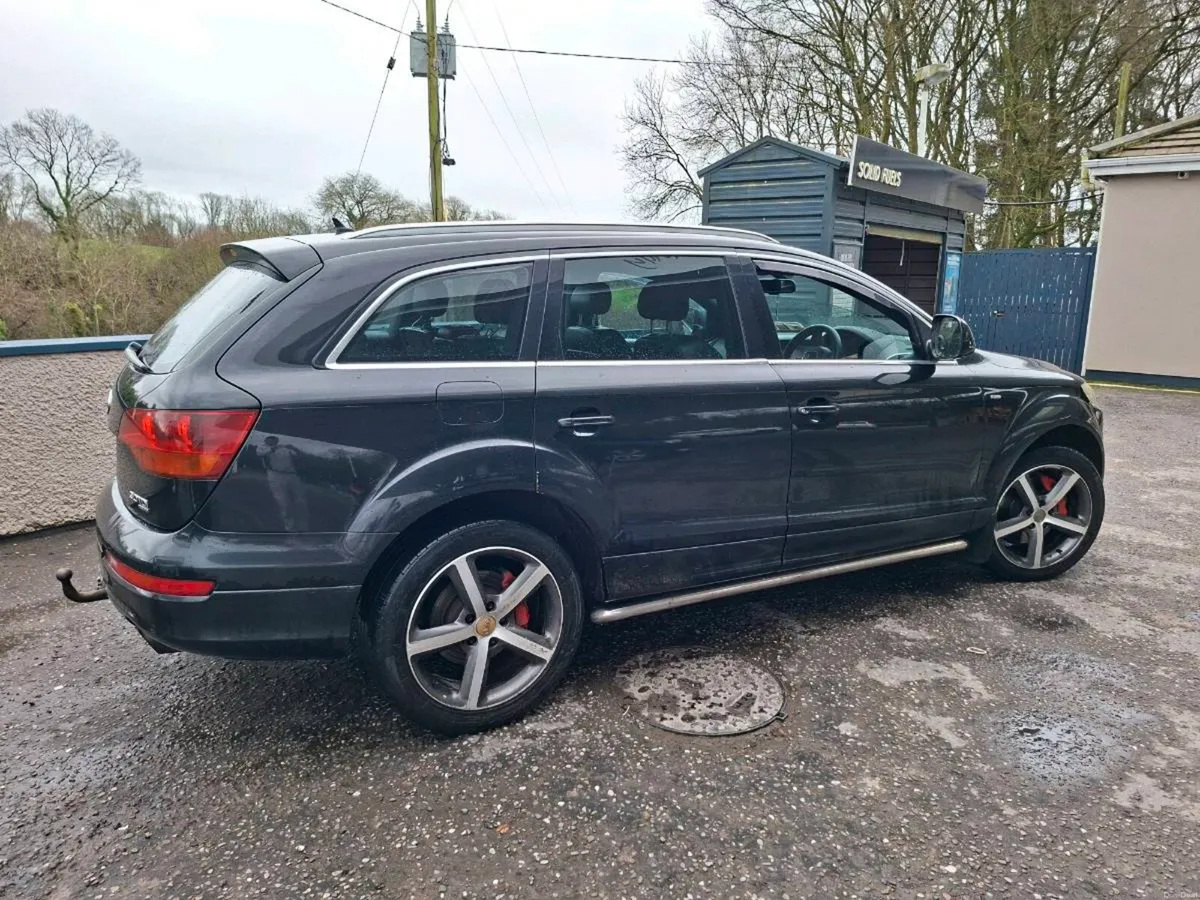 Audi q7 sline 7 seater - Image 1