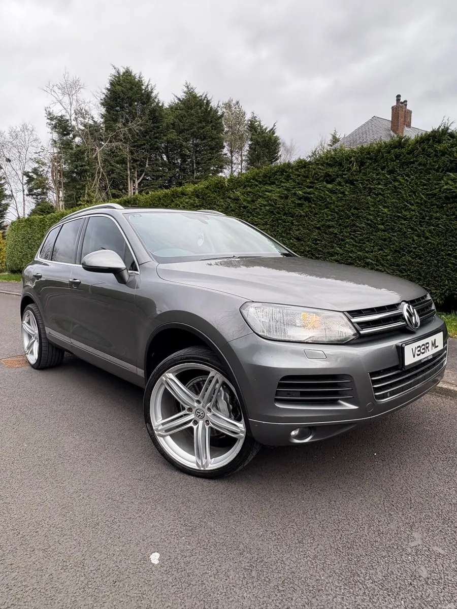 Volkswagen Touareg 2012 - Image 1