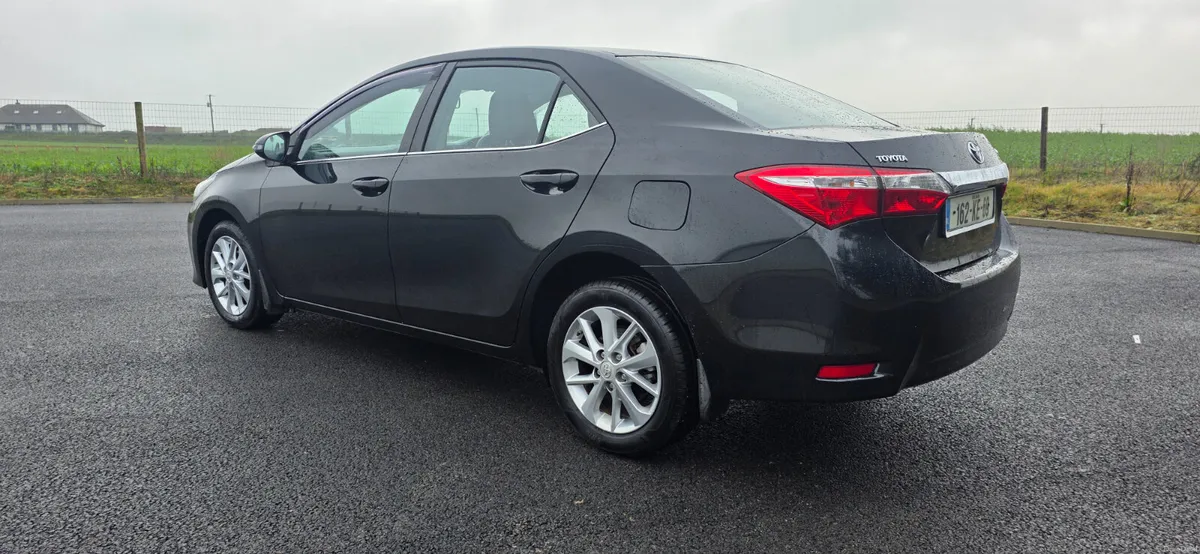 Toyota Corolla 2016 - Image 3
