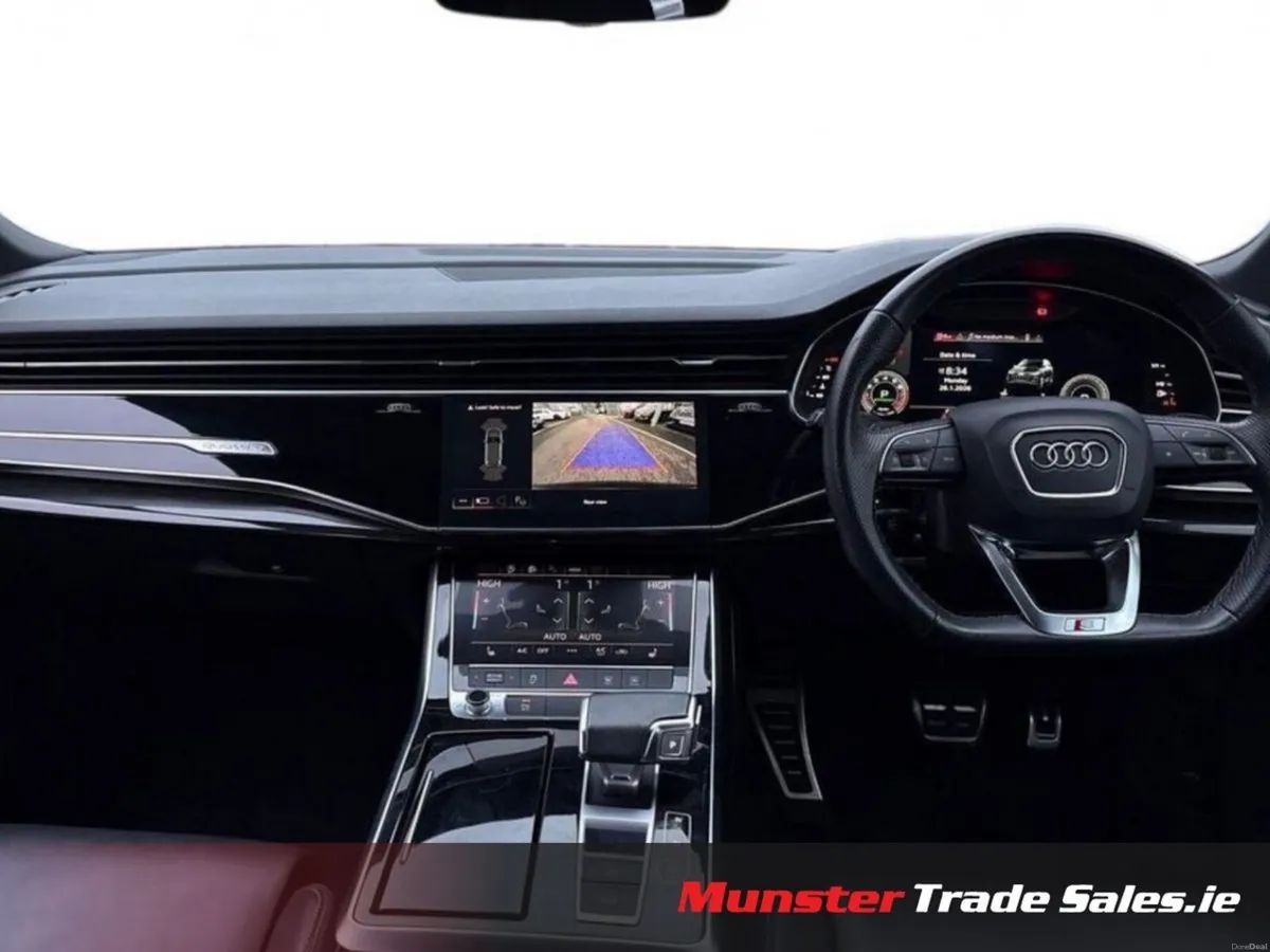 Audi Q7 S-Line Black Edition 55 TFSI E - Image 5