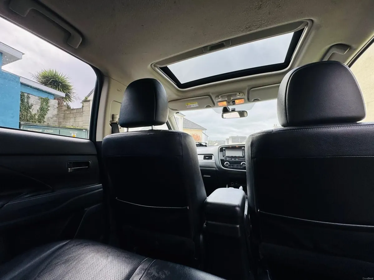Mitsubishi Outlander 2015 - Image 6