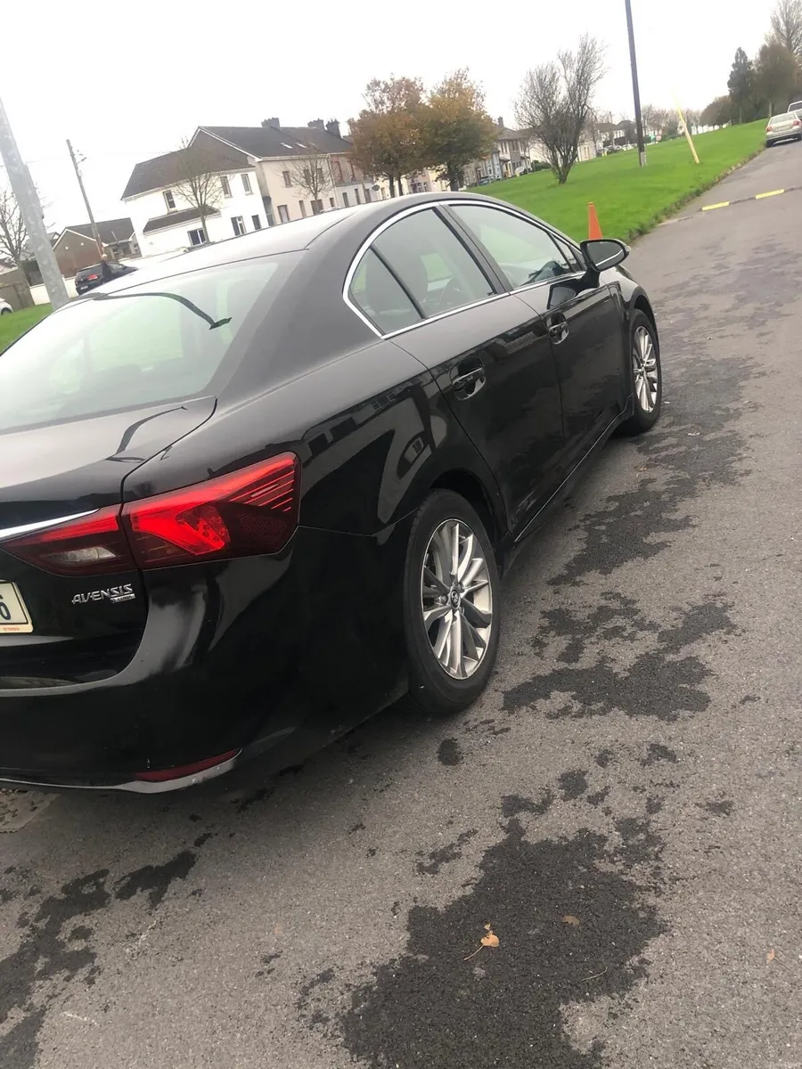 Toyota Avencis - Image 4