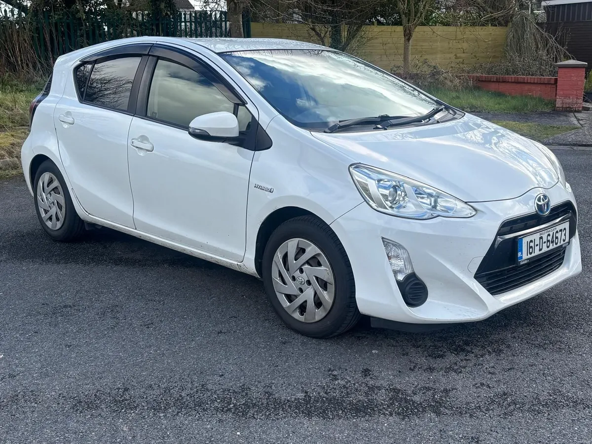 Toyota Aqua 2016 - Image 1