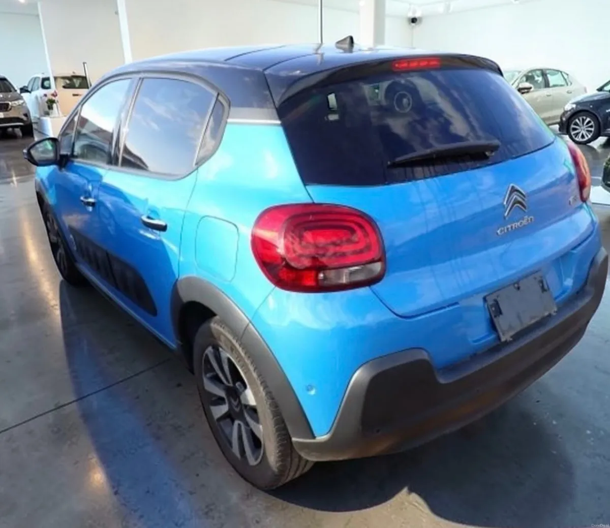 🔵 Citroen C3 1.2 Petrol Automatic - Image 4