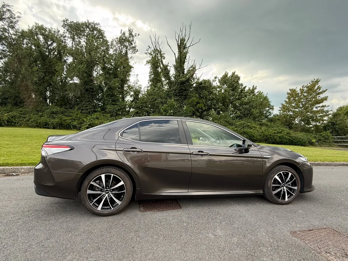 Toyota Camry 2020 - Image 4