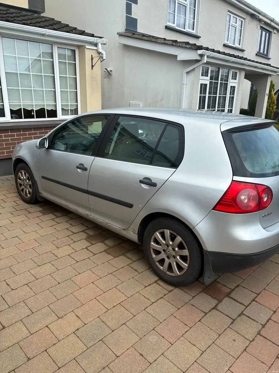 Volkswagen Golf 2004 - Image 3