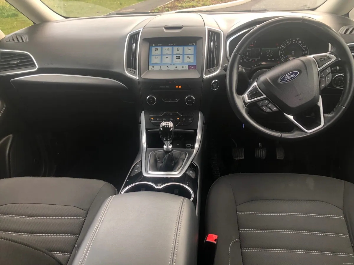 2019 ford  galaxy - Image 2