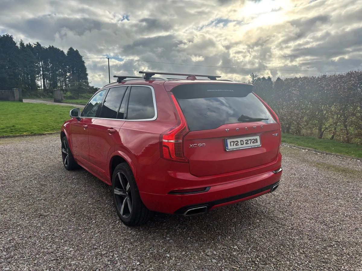 Volvo Xc90 T8 Hybrid - Image 4
