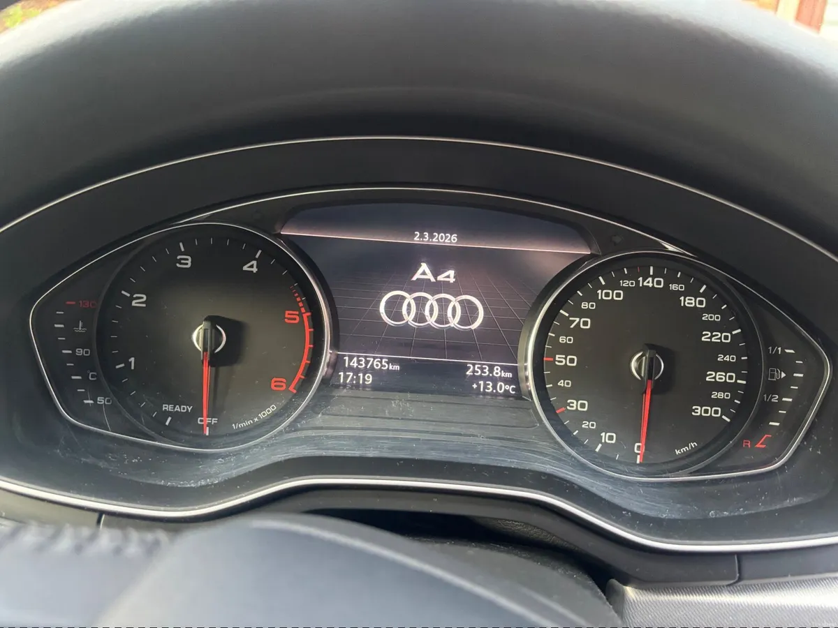 Audi A4 2016 - Image 4