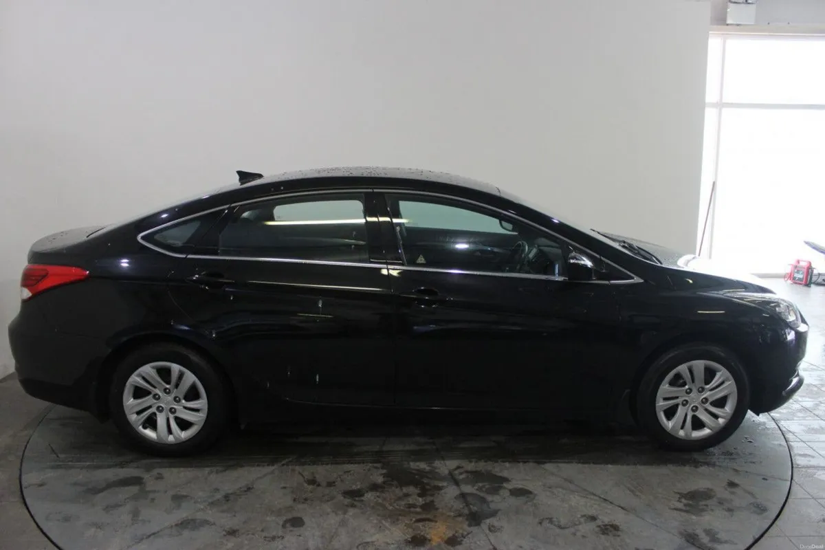 Hyundai i40 Comfort 1.6 Diesel -TENDER 34 - ENGINE - Image 3
