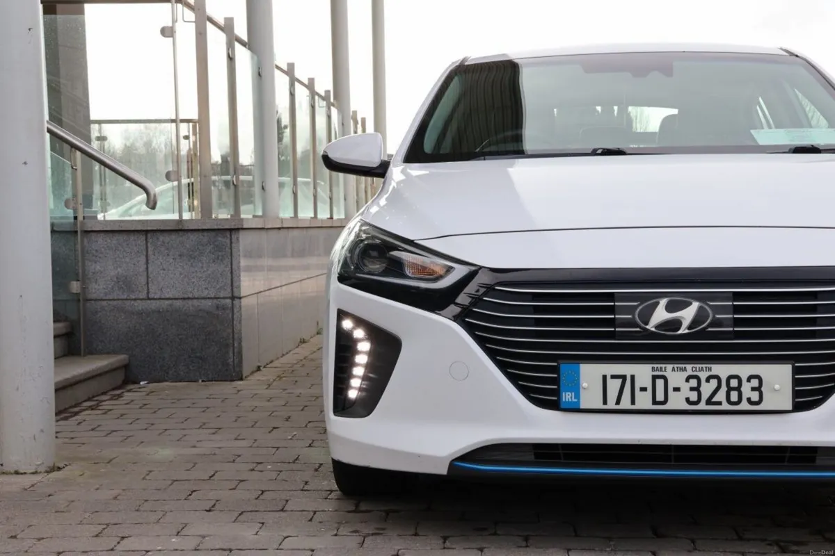 Hyundai IONIQ 1.6 Hybrid - Image 4