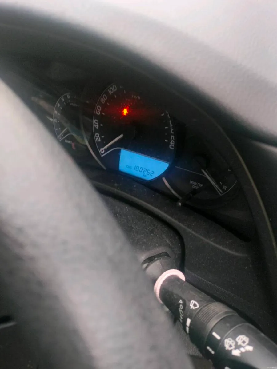 Toyota auris - Image 3