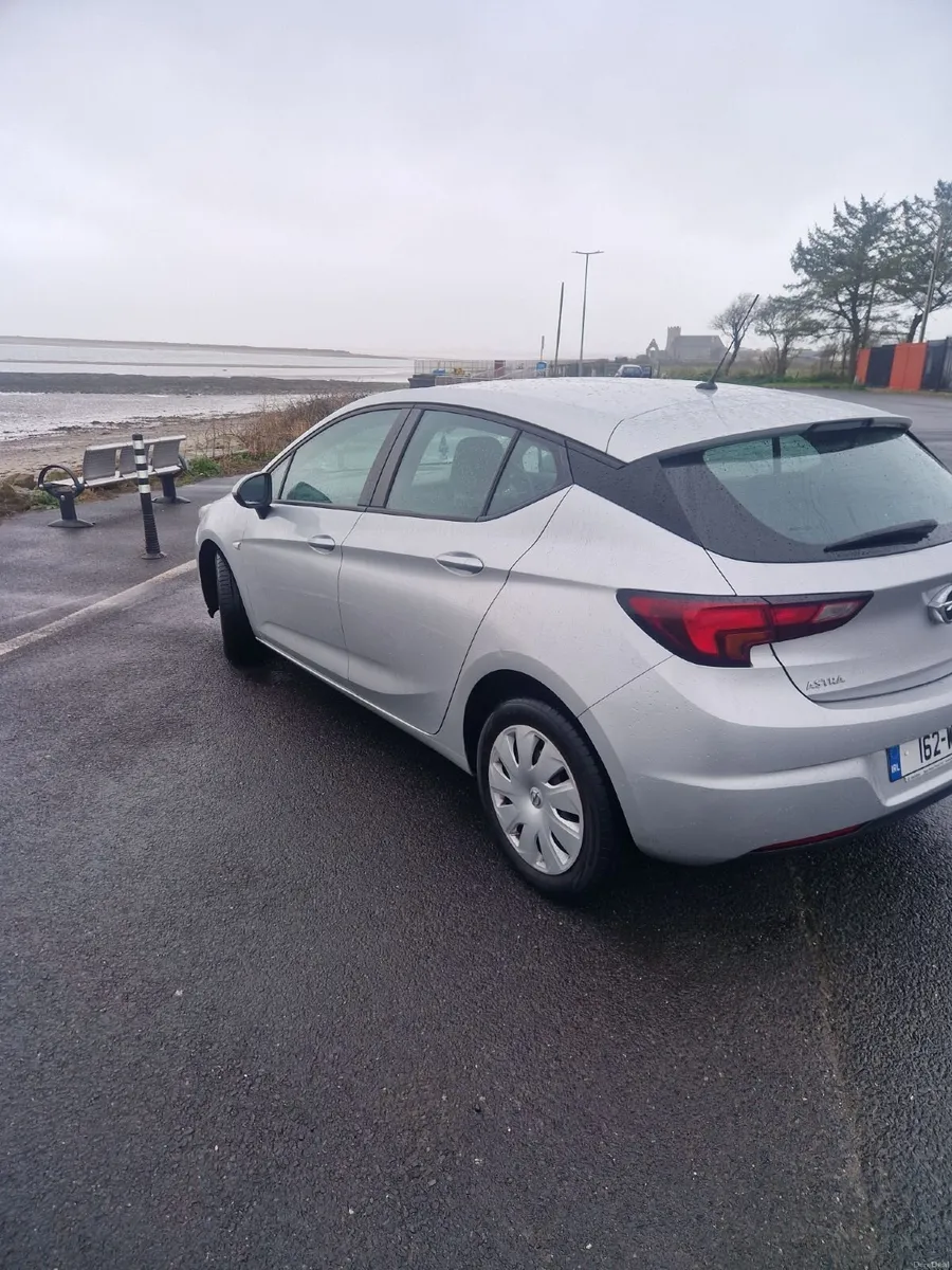 Opel Astra 2016 - Image 4