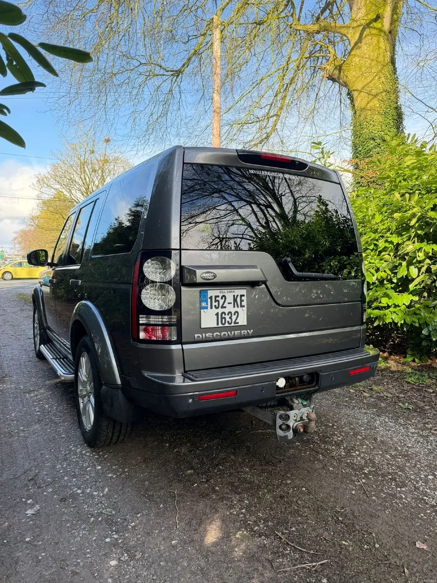 Land Rover Discovery 2015 - Image 2