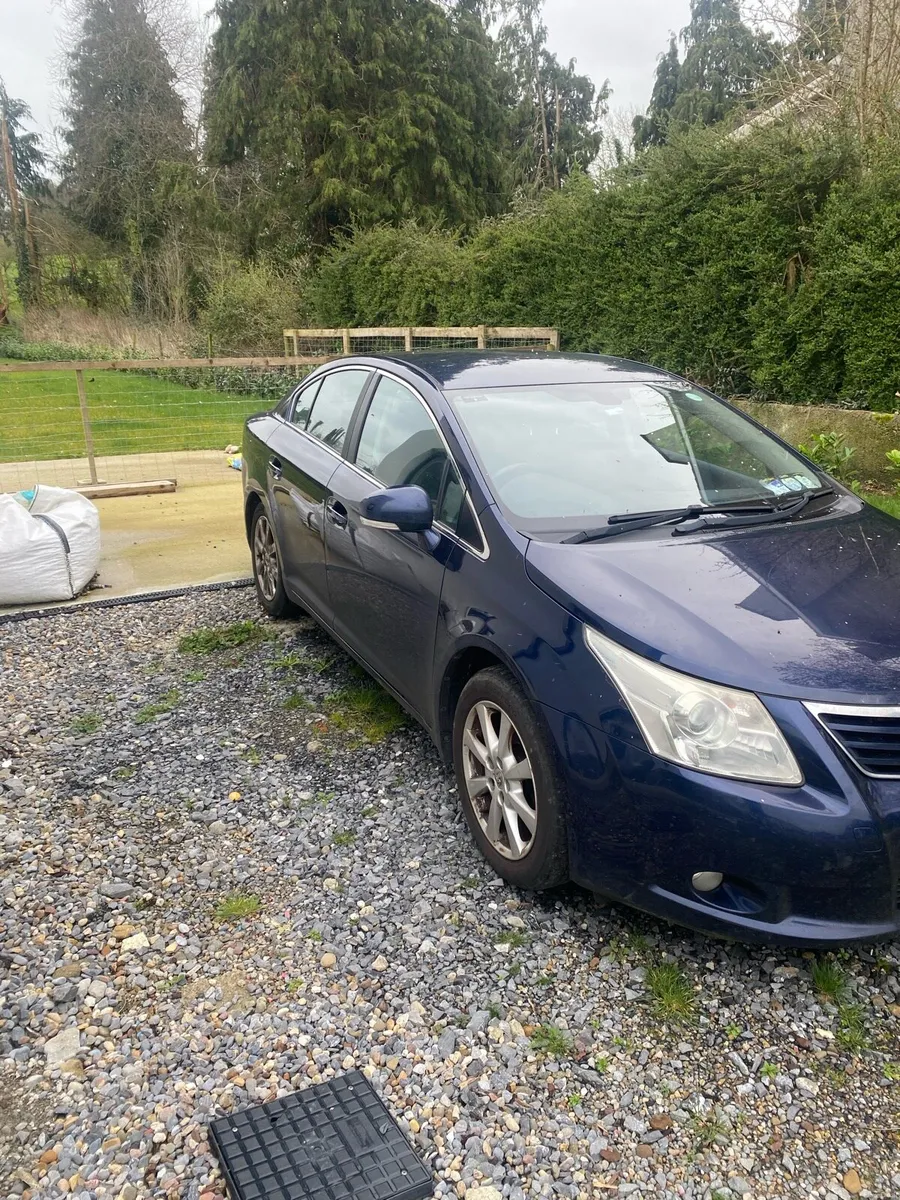 Toyota avensis 2009 - Image 1