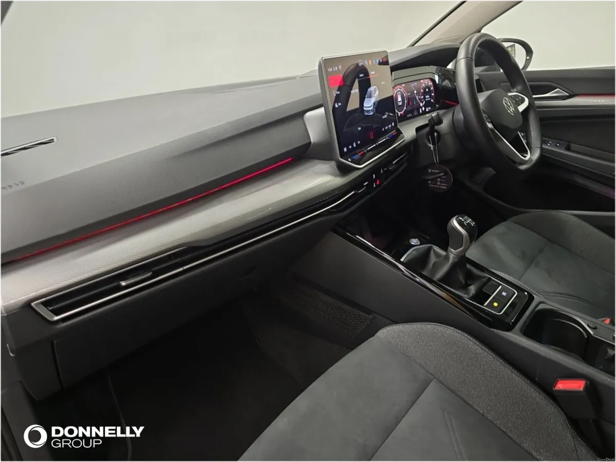 Volkswagen Golf Hatchback Style - Image 2