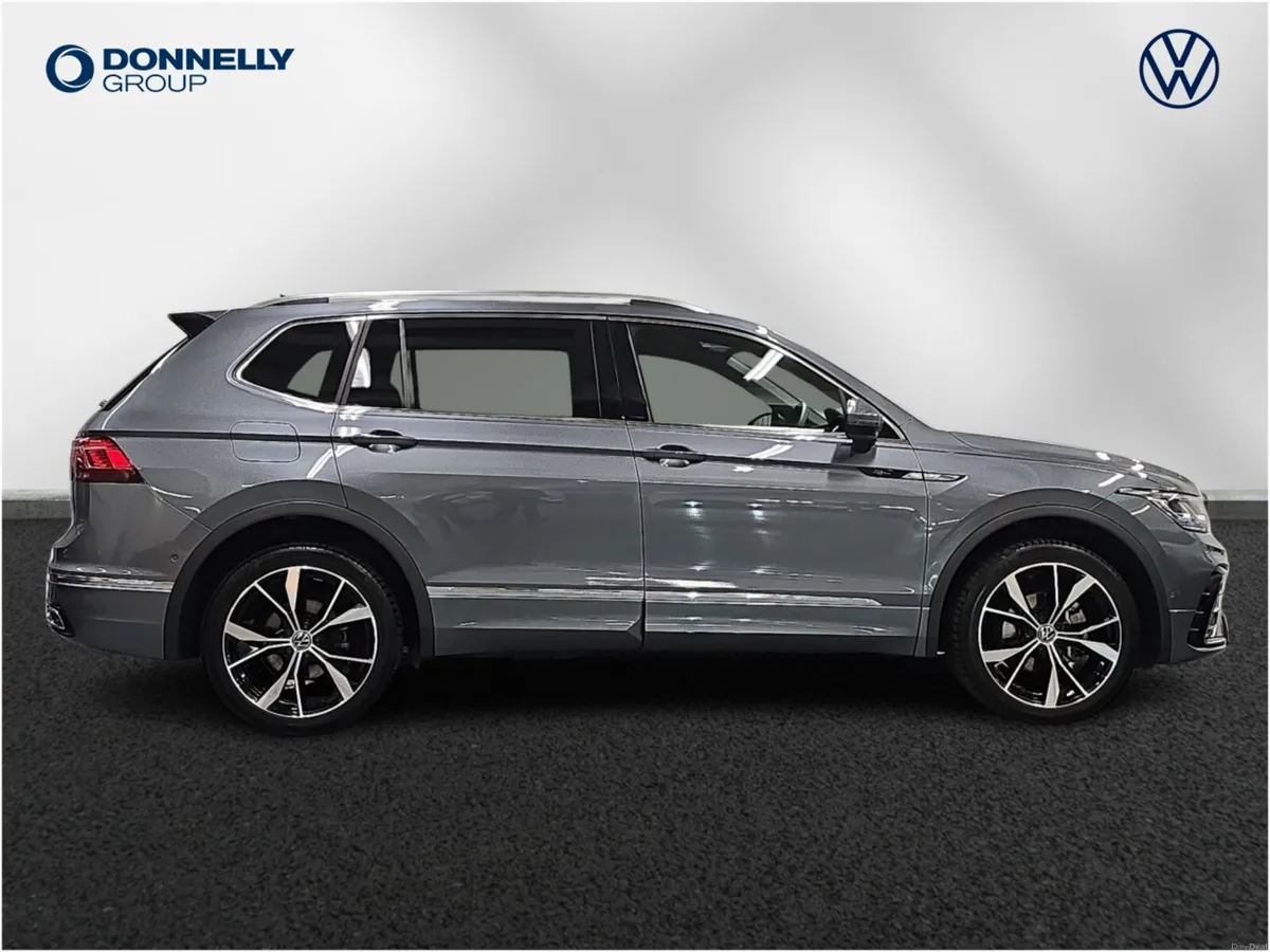Volkswagen Tiguan Allspace Estate R-Line - Image 4