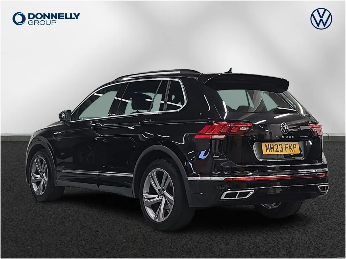 Volkswagen Tiguan Estate Special Edition R-Line Ed - Image 3