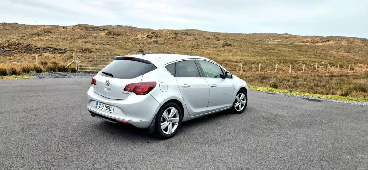 Vauxhall astra sri NCT 08/26 - Image 3
