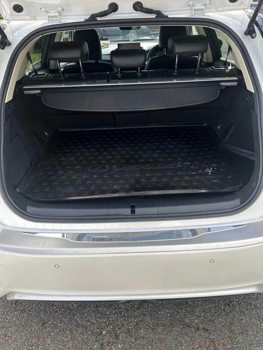 Lexus CT 2019 - Image 4