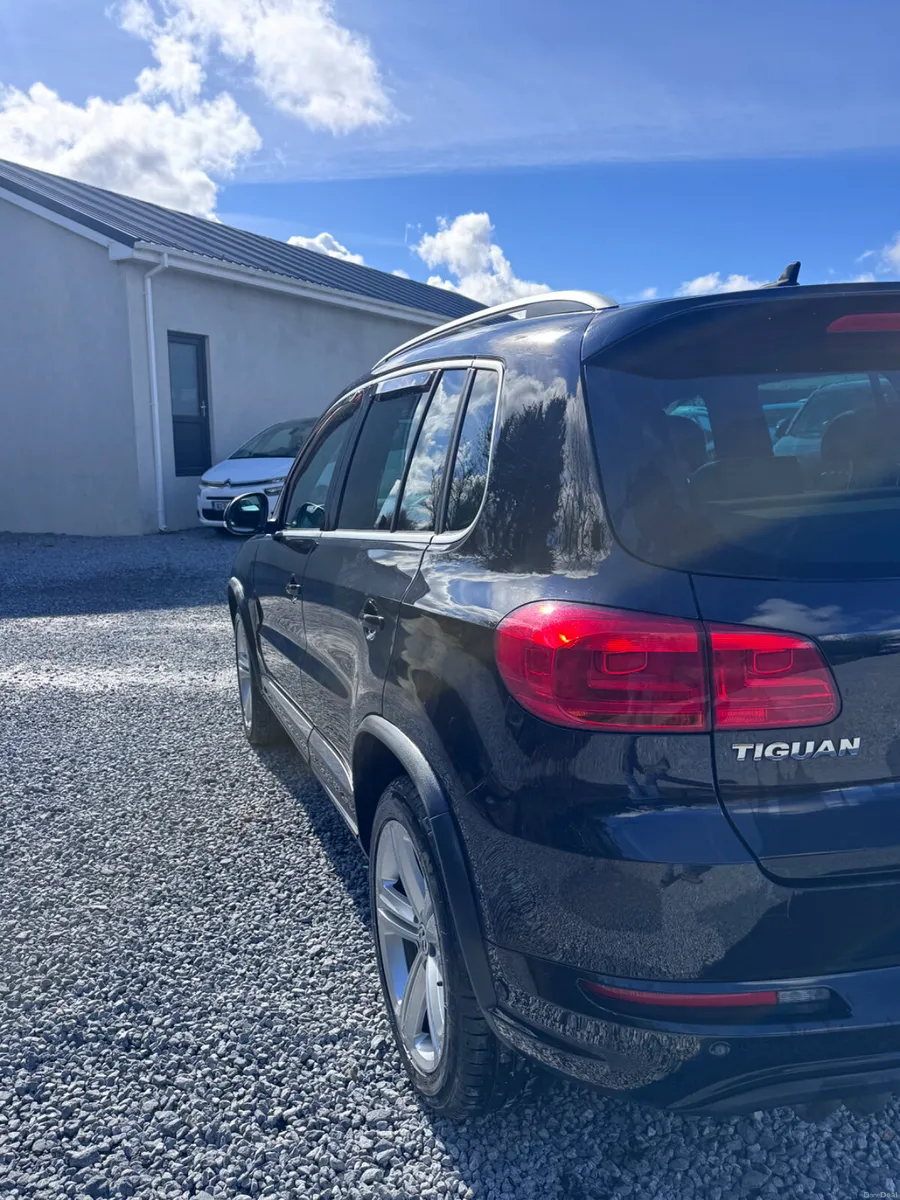 Volkswagen Tiguan 2016 - Image 4