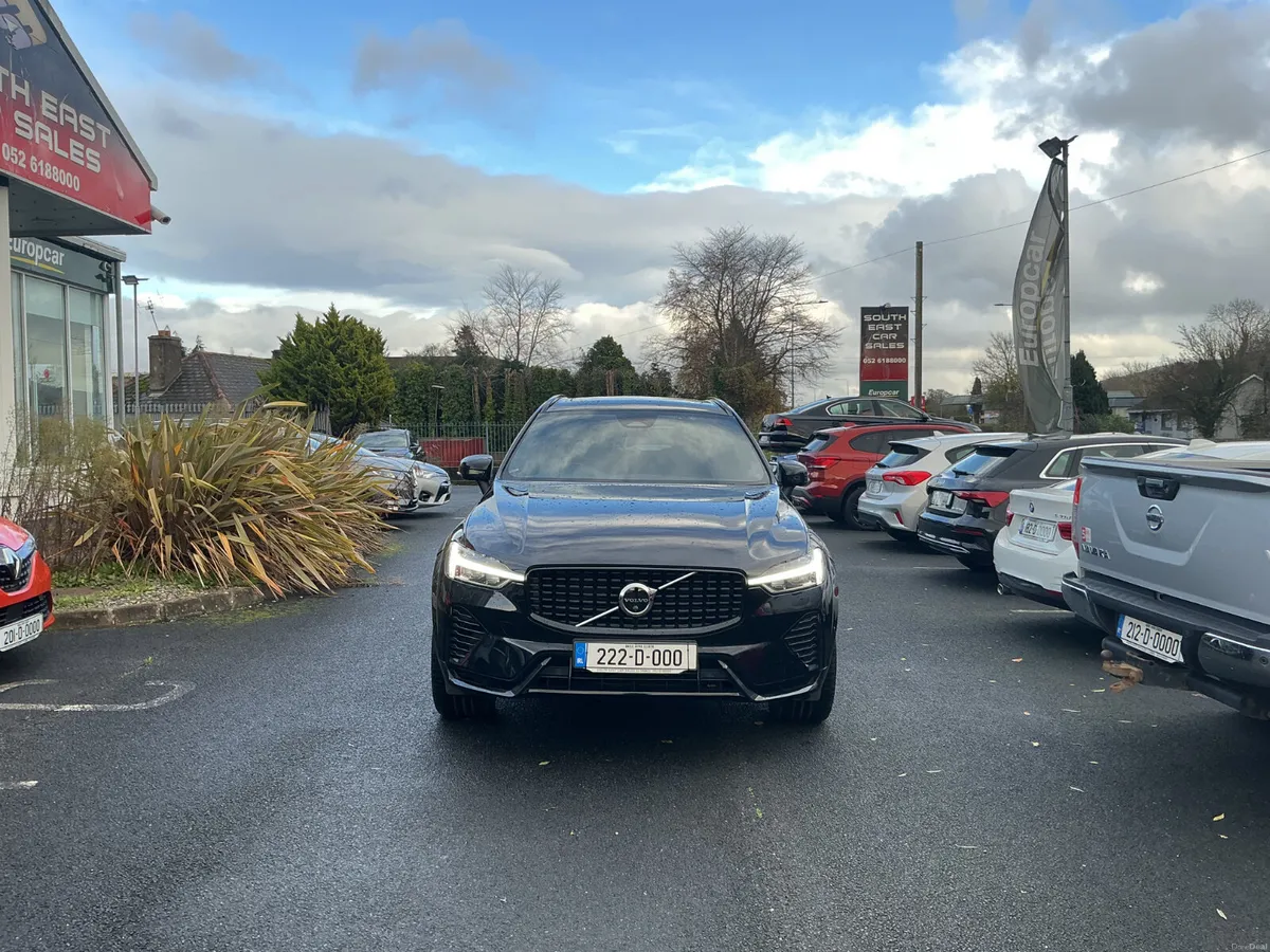 2022 VOLVO XC60 R-DESIGN PRO T8 RECHARGE AWD AIR/S - Image 3