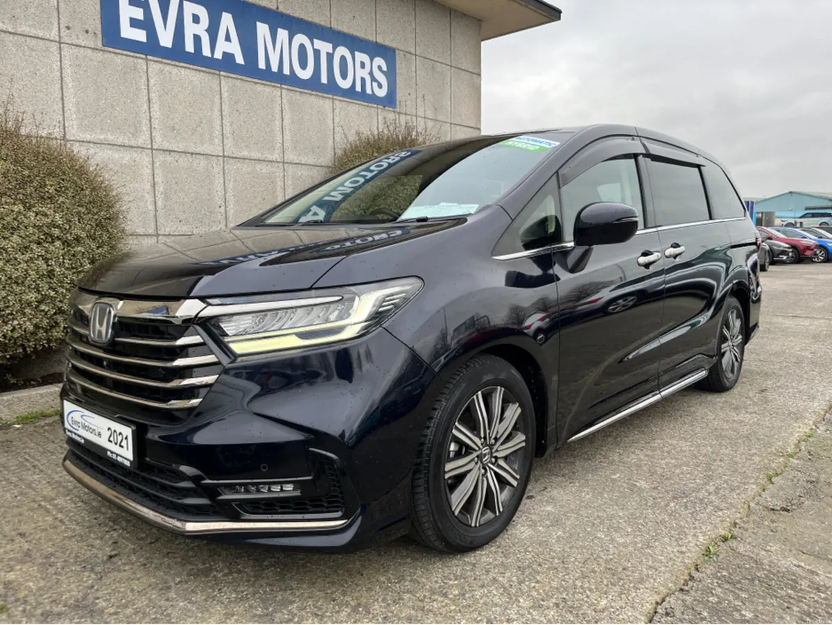 Honda Odyssey 8 SEATER ABSOLUTE AUTOMATIC HYBRID 2 - Image 6