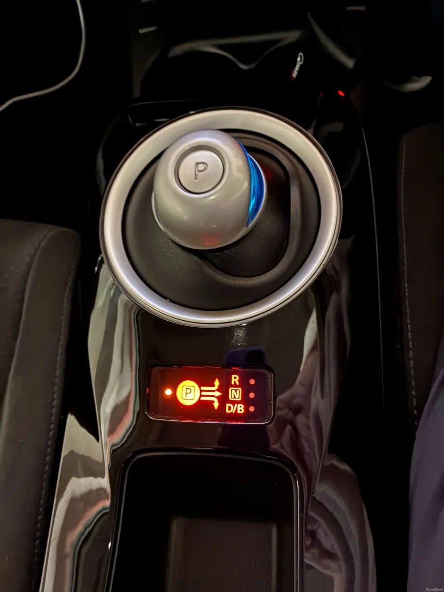 Nissan Leaf Acenta 24kwh 2017 - Image 3