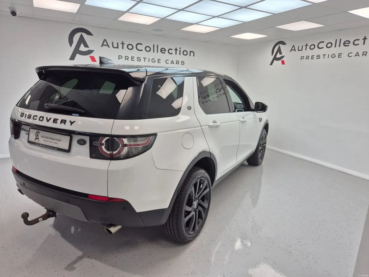 Land Rover Discovery Sport **7 SEATER**HSE** - Image 4