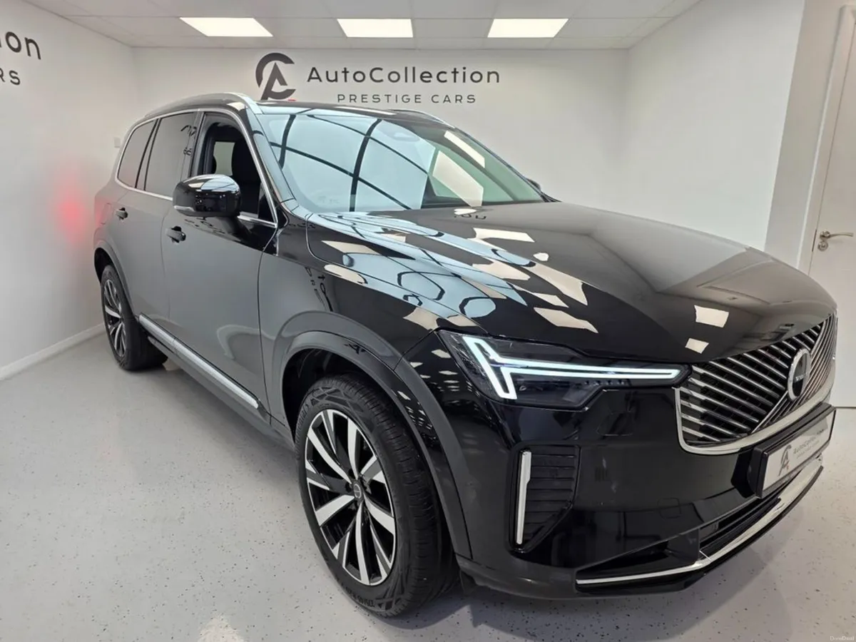 Volvo XC90 **CORE**T8 RECHARGE**PHEV** - Image 1