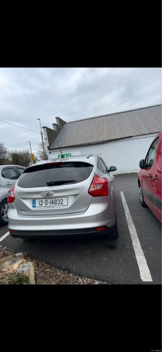 Silver 2012 Ford Focus - Image 4