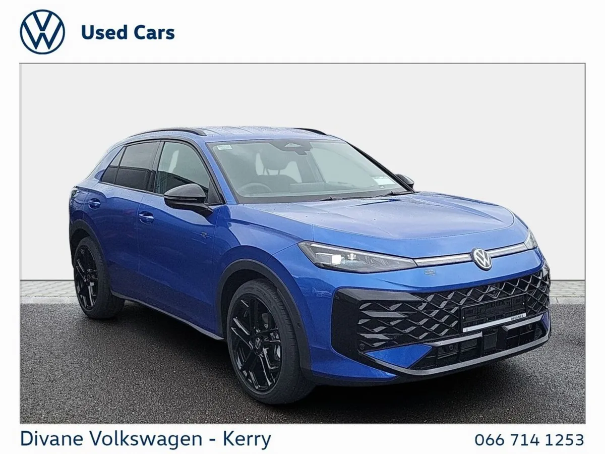 Volkswagen T-Roc R-LINE MI 1.5 PETROL MHEV AUTOMAT - Image 1