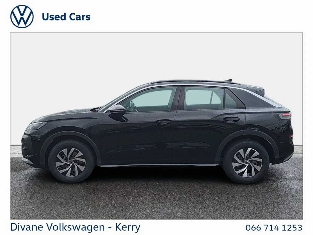 Volkswagen T-Roc LIFE 1.5TSI MHEV PETROL 116 BHP - Image 6