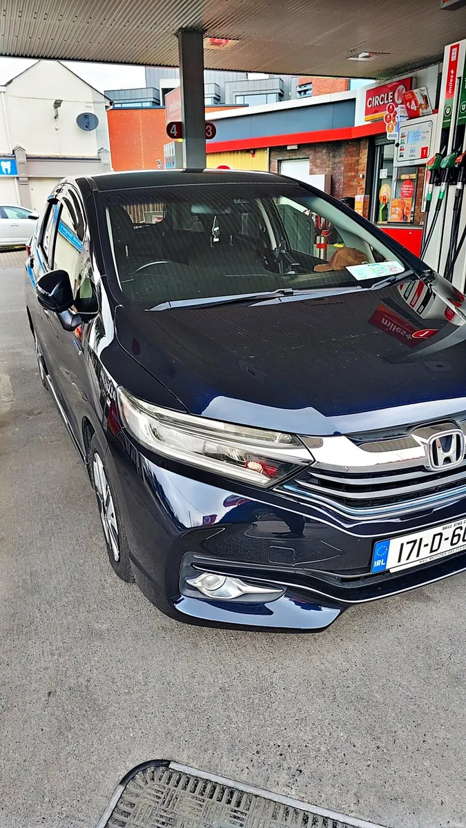 Honda Shuttle Hybrid Automatic low milleage 2017 - Image 1