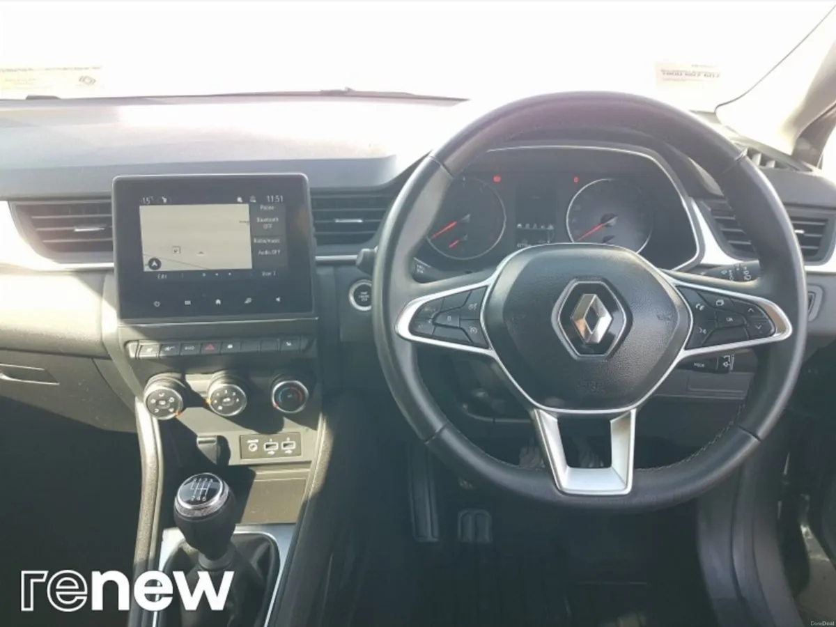 Renault Captur LIMITED - Image 2