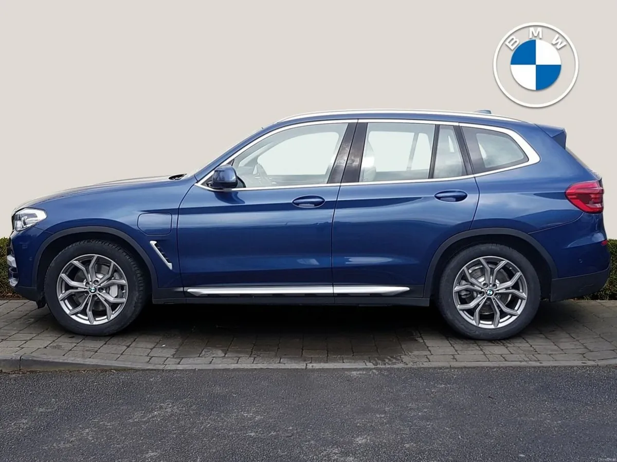 BMW X3 xDrive30e xLine - Image 3