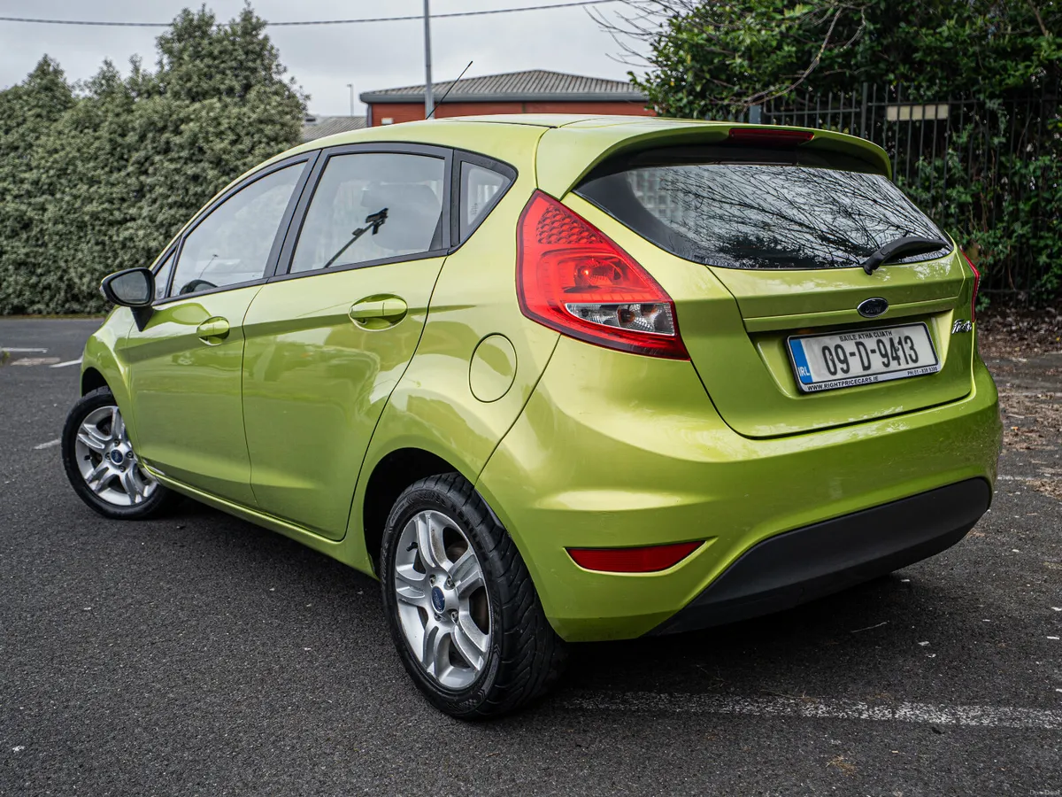 Ford Fiesta 2009 - Image 4