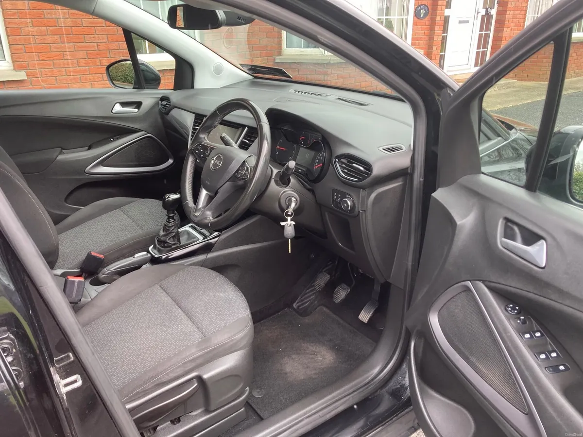 Opel Crossland X 2021 - Image 4