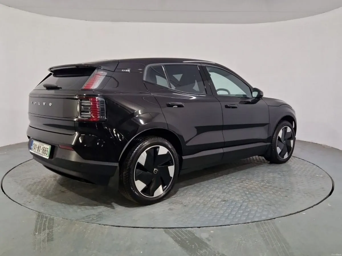 Volvo EX30 Single Motor BEV 272hp Plus - Image 3