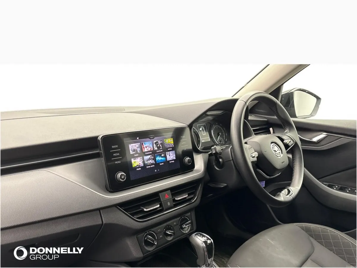 Skoda KAMIQ Hatchback SE - Image 2