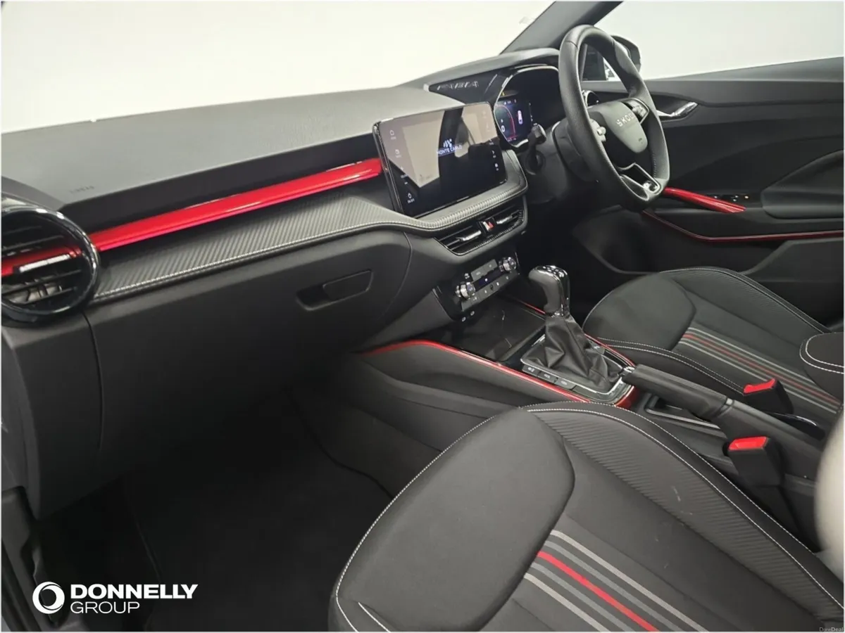 Skoda FABIA Hatchback Monte Carlo Edition - Image 2