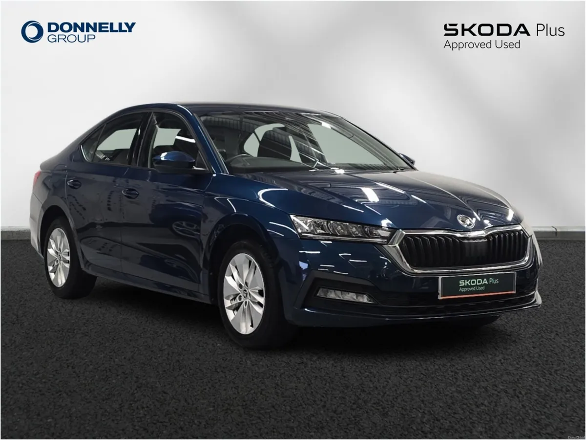 Skoda OCTAVIA Diesel Hatchback SE Technology - Image 1