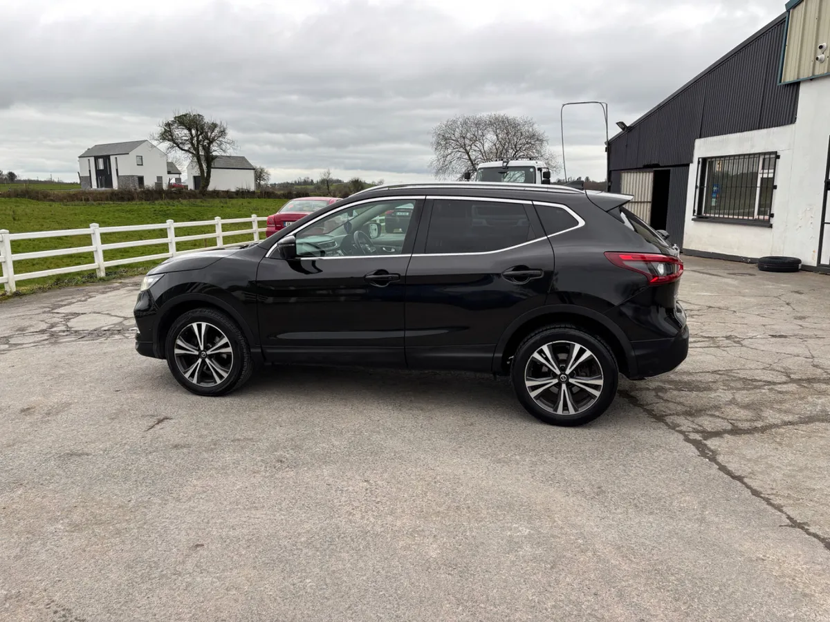 Nissan Qashqai 2019 - Image 3