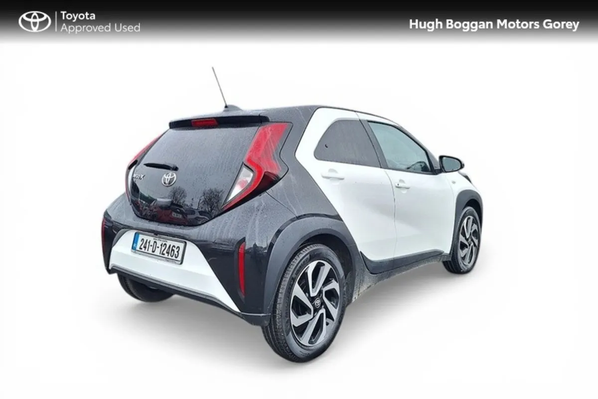 Toyota Aygo X 1.0 DESIGN S-CVT 4DR AUTO - Image 2