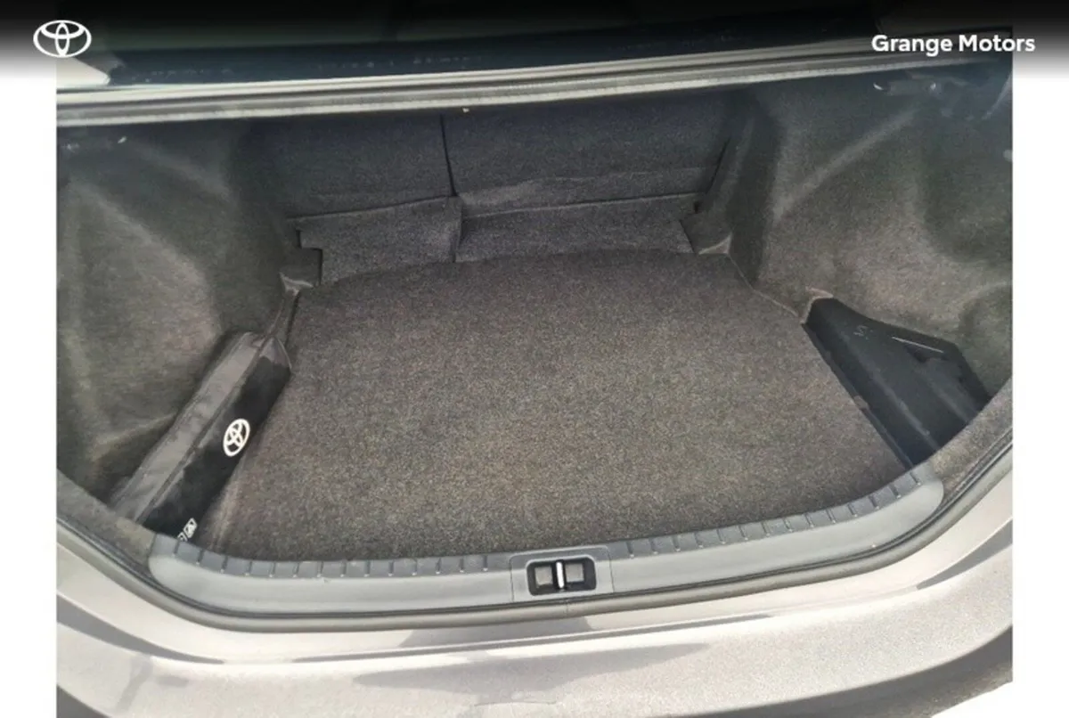 Toyota Corolla 1.4 D-4D LUNA 4DR SAL - Image 6