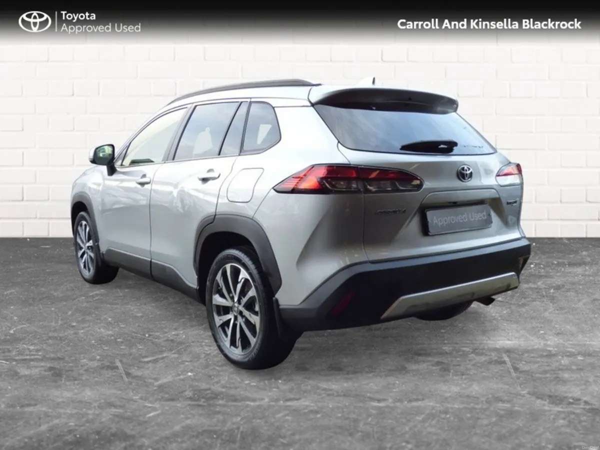 Toyota Corolla Cross Hybrid Sport 2.0 - Image 2