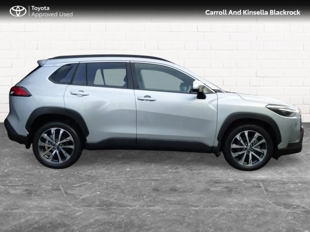 Toyota Corolla Cross Hybrid Sport 2.0 - Image 3