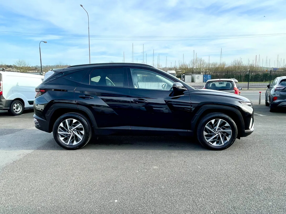 Hyundai Tucson Excutive 1.6 Diesel - Image 3